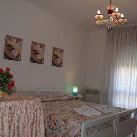 Casa Vacanza E Per Lavoro Elena E Carla Спінеа Екстер'єр фото